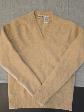 Vintage Piccadilly Tan Lambswool V-Neck Sweater Size Large Tall